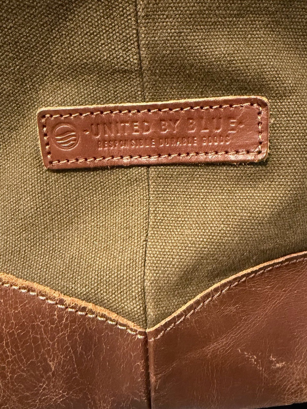 United By Blue Trafford Canvas Weekender Duffle Travel Bag Moss Green Leather - Picture 9 of 14